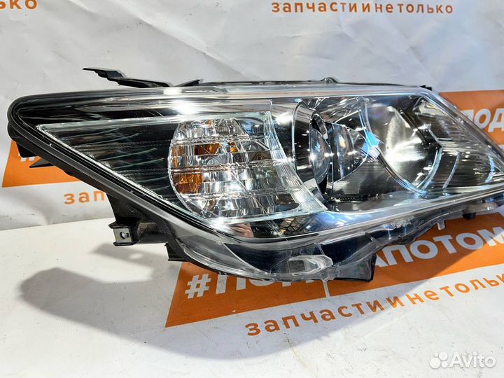 Фара правая Toyota Camry XV50 2012