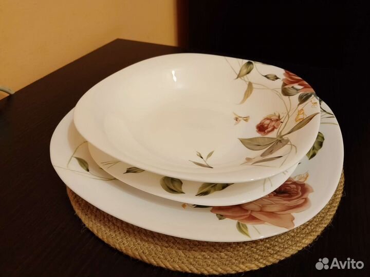 Набор столовой посуды