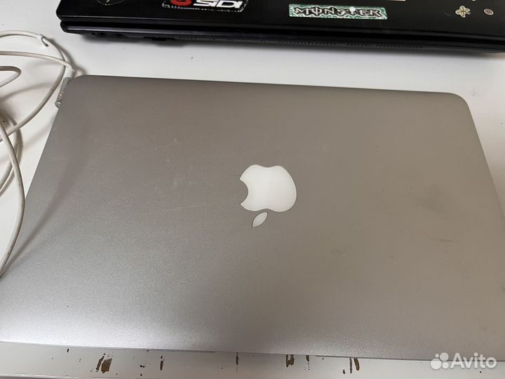 Apple MacBook Air 11 2012