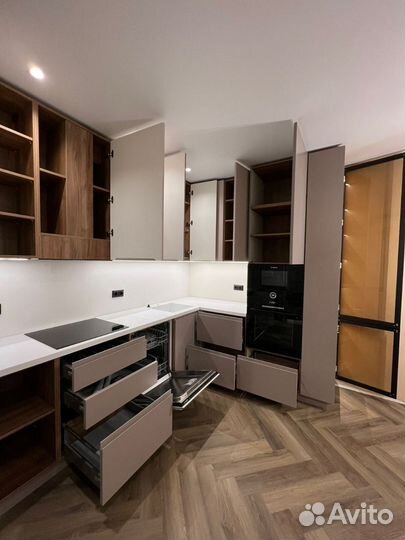 Кухня на заказ от фабрики