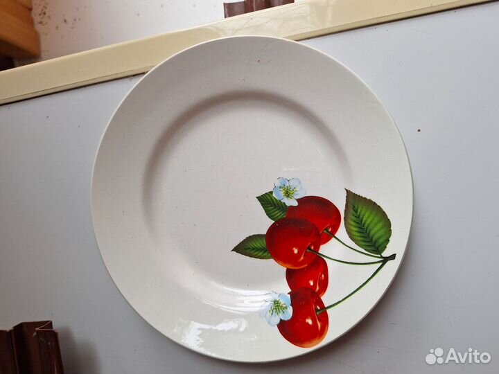 Тарелки чашки детские новые много