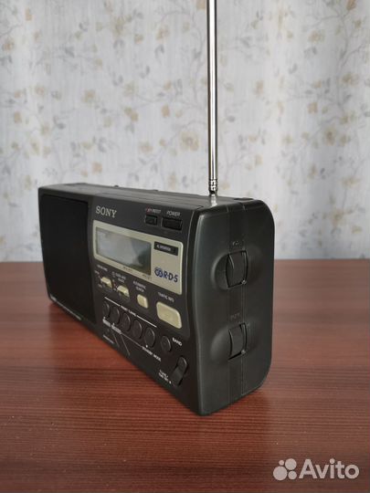 Радиоприемник sony