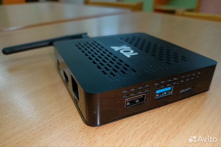 Продам TV приставку TOX3 Android