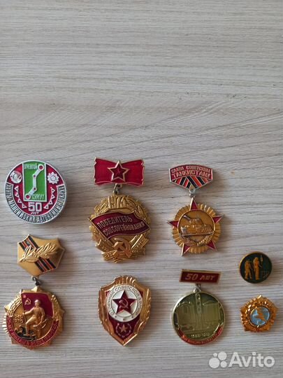 Значки и медали СССР