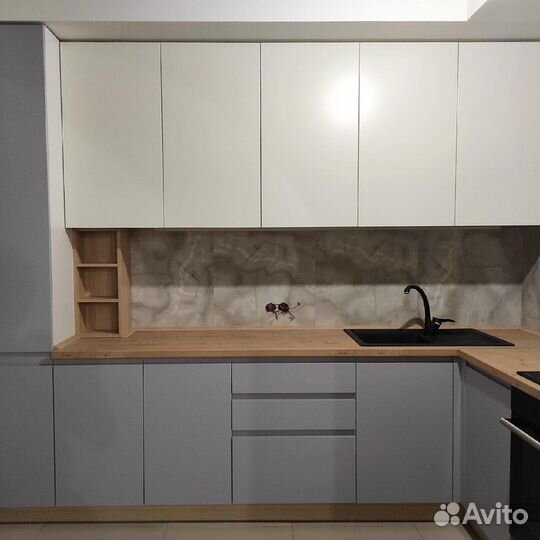 Кухонный гарнитур угловой