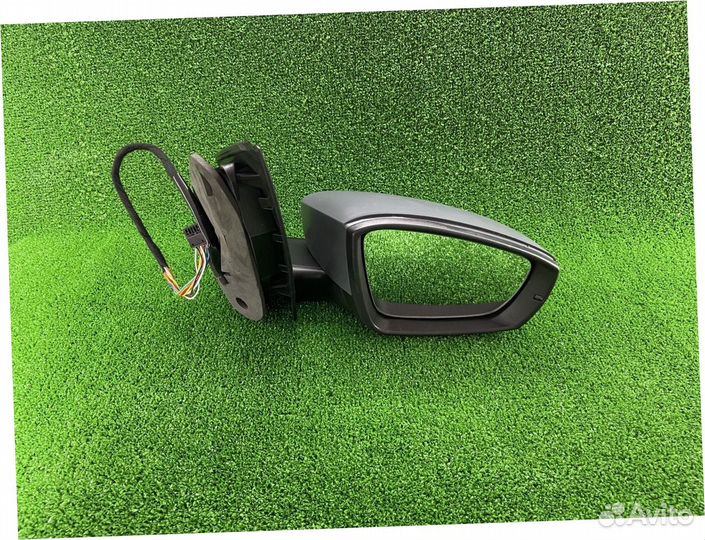 Зеркало правое Поло Седан (15-20)