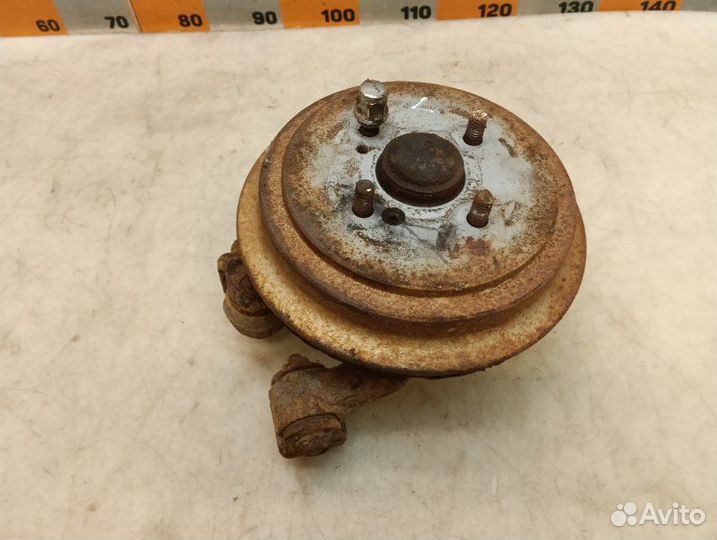 Цапфа/кулак поворотный задний левый Suzuki Liana