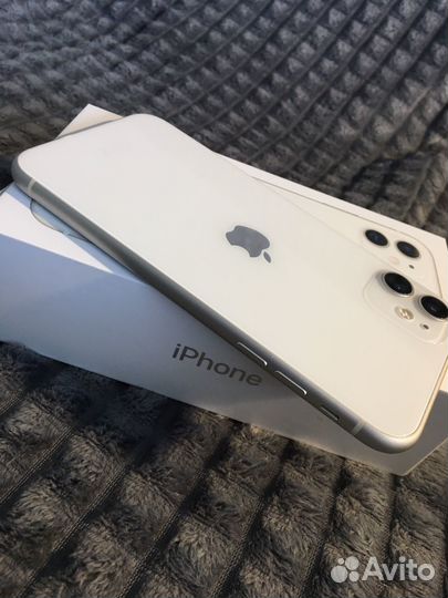 iPhone 11, 128 ГБ