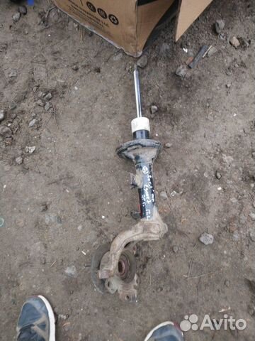 Амортизатор передний левый ford escort кулак ступи