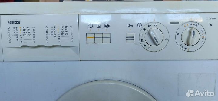 Стиральная машина zanussi б/у