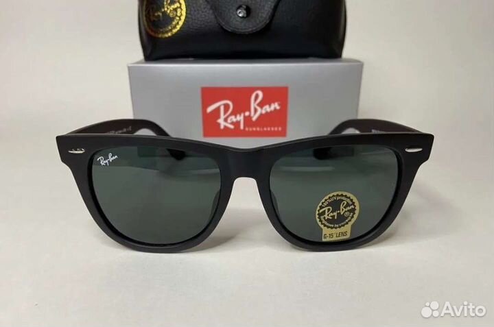 Солнцезащитные очки ray ban wayfarer чёрные