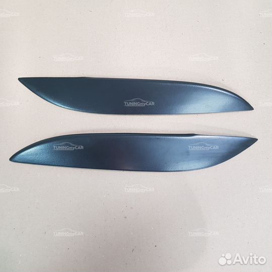 Реснички на фары для Toyota Avensis 2003-2006