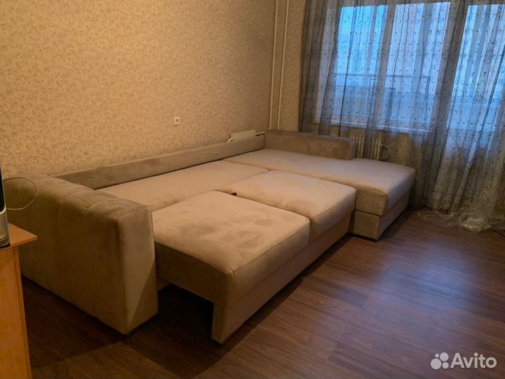 Большой угловой диван бу