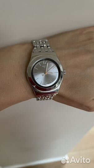 Часы swatch женские с кристаллами Swarovski