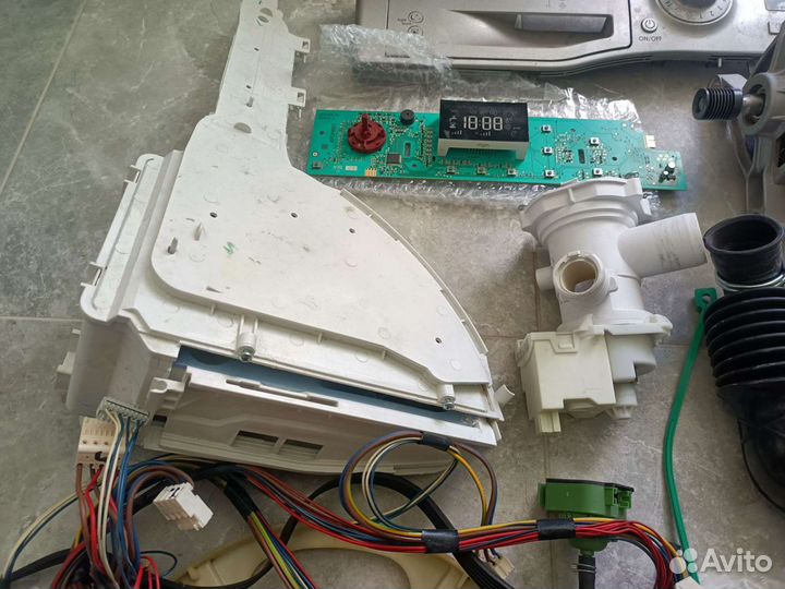 Запчасти от стиральной машины Ariston WMG 722 S