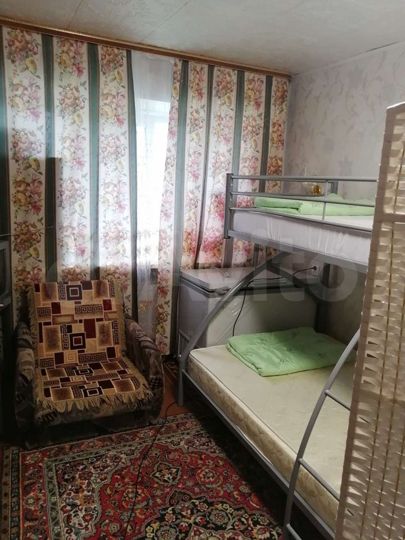 3-к. квартира, 50 м², 1/5 эт.