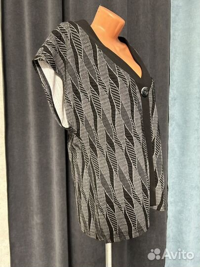 Жилет 52 размер