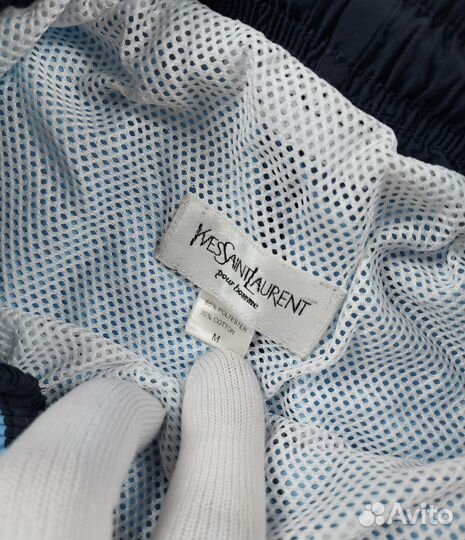 Yves Saint Laurent шорты M