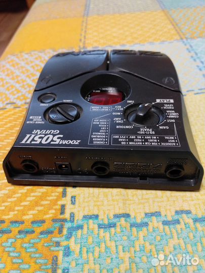 Гитарный процессор zoom