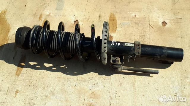 Амортизатор передний левый skoda Fabia 2 Румстер