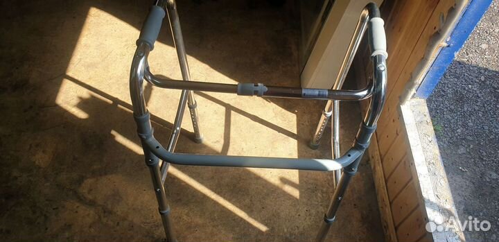 Ходунки для взрослых