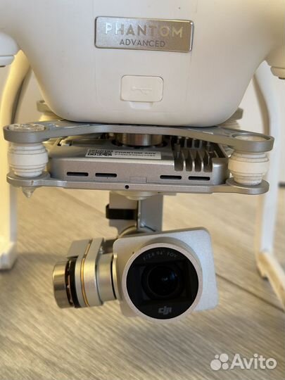 Квадрокоптер DJI Phantom 3 Advanced