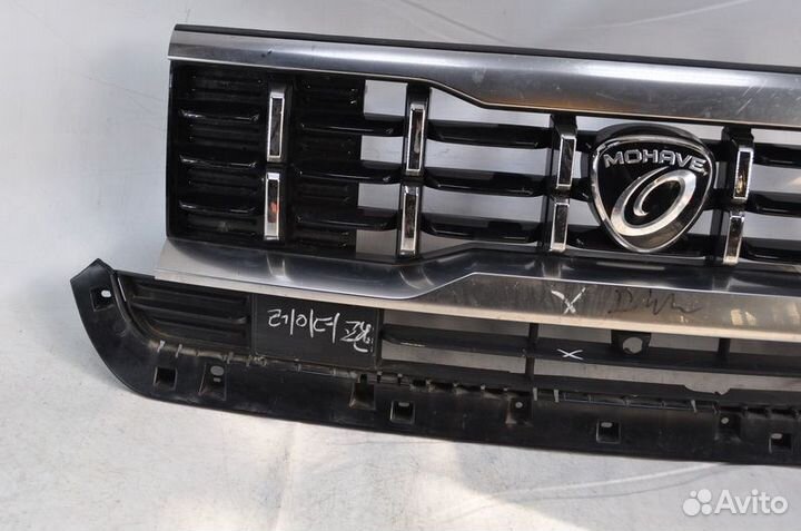 Б/У Б/У Решетка радиатора Kia Mohave HM2