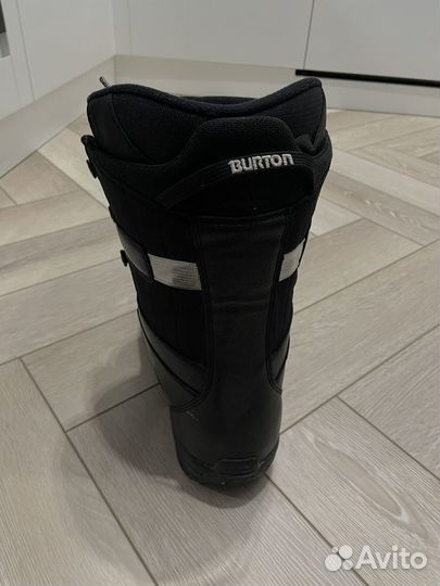Сноубордические ботинки Burton Invader