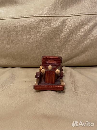 Коллекционная машинка