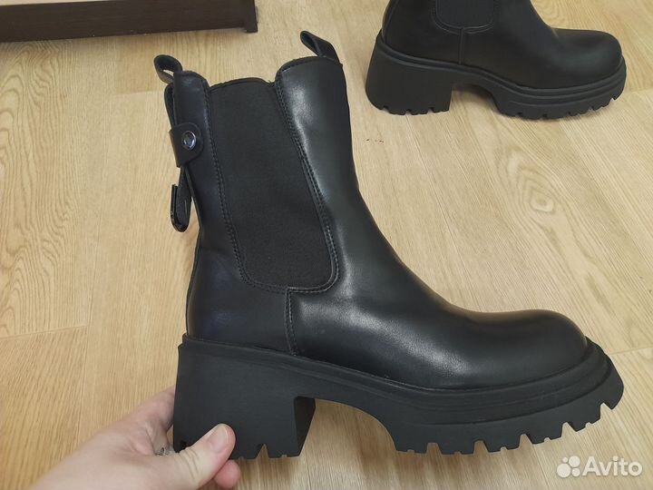 Новые зимние ботинки