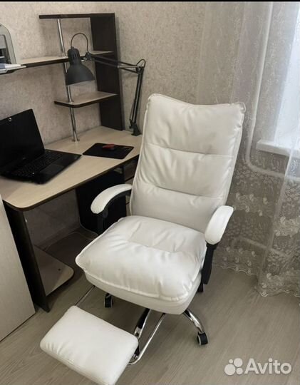 Компьютерное кресло новое