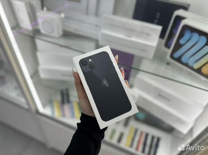 iPhone 13, 256 ГБ