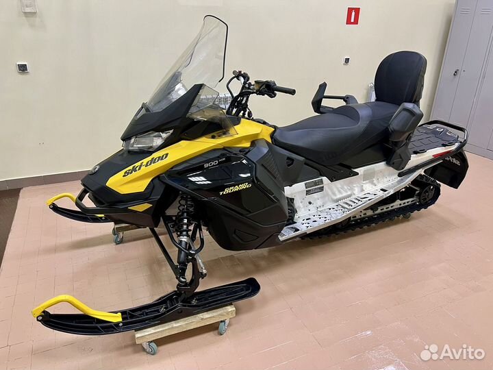 BRP SKI-DOO Grand Touring 900 ACE