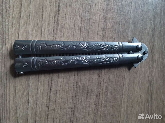 Нож бабочка расческа