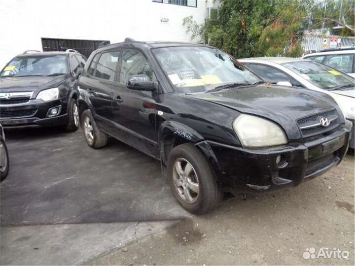 Разбор на запчасти Hyundai Tucson 1