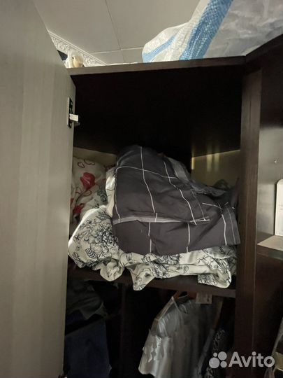 Угловой шкаф