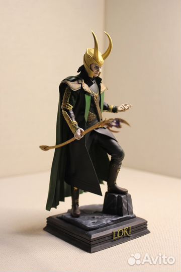 Фигурка Локи