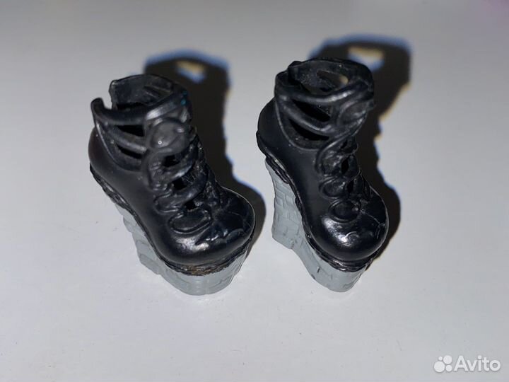 Аксессуары для кукол монстер хай