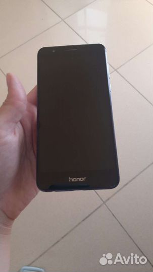 Телефон Huawei