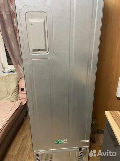 Холодильник dexp