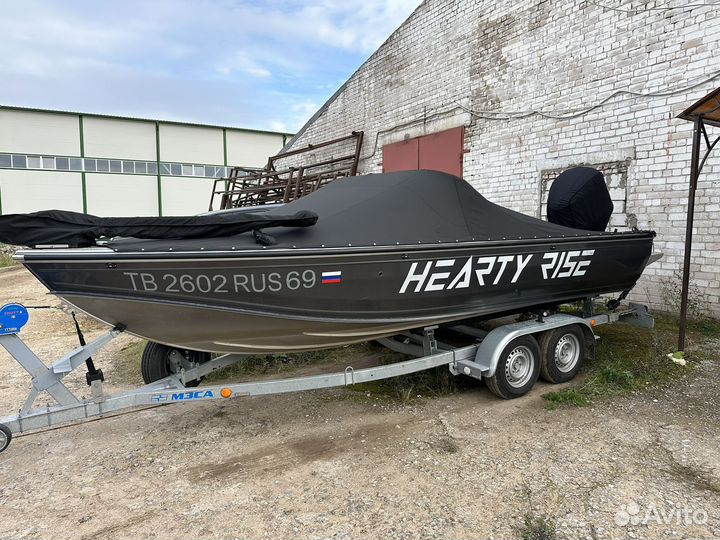 Моторная лодка