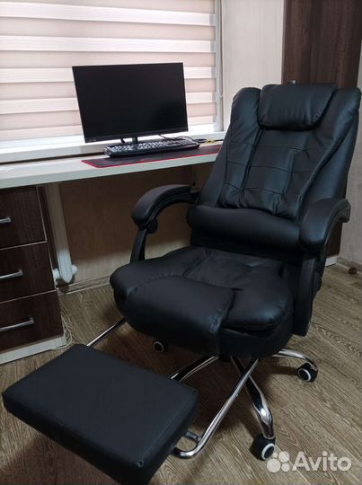 Кресло офисное с массажем новое