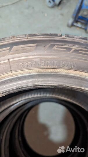 Nitto NT555 G2 235/45 R17 97W