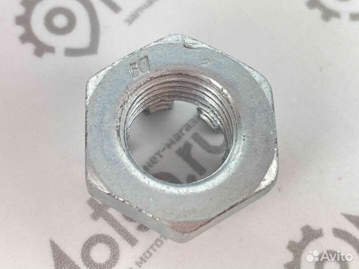 Гайка Урал задней оси