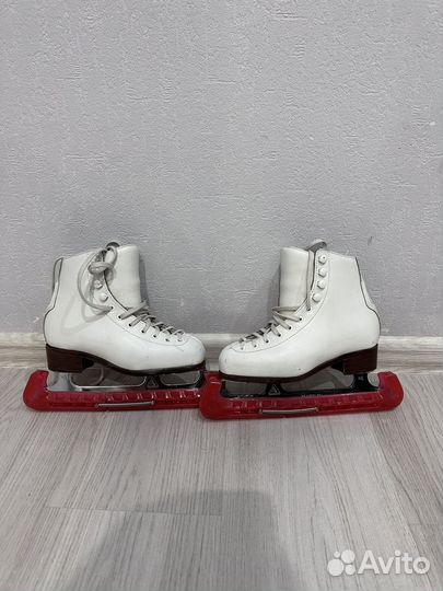 Фигурные коньки wifa 31L
