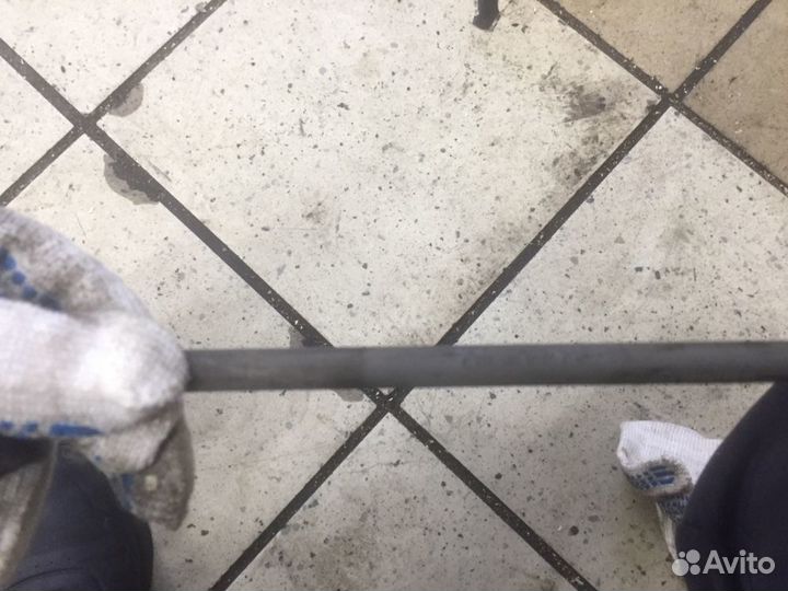 Стойка стабилизатора передняя правая Mercedes