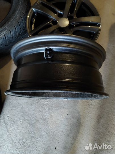 Continental ContiCrossContact LX2 215/60 R17