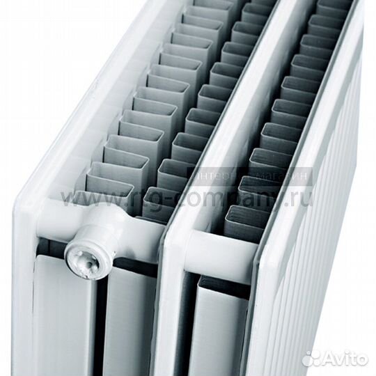 Радиатор 33-500- 700 lemax C (боковое подключение)