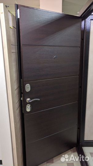 Дверь входная