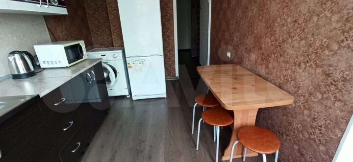 3-к. квартира, 70 м², 2/5 эт.